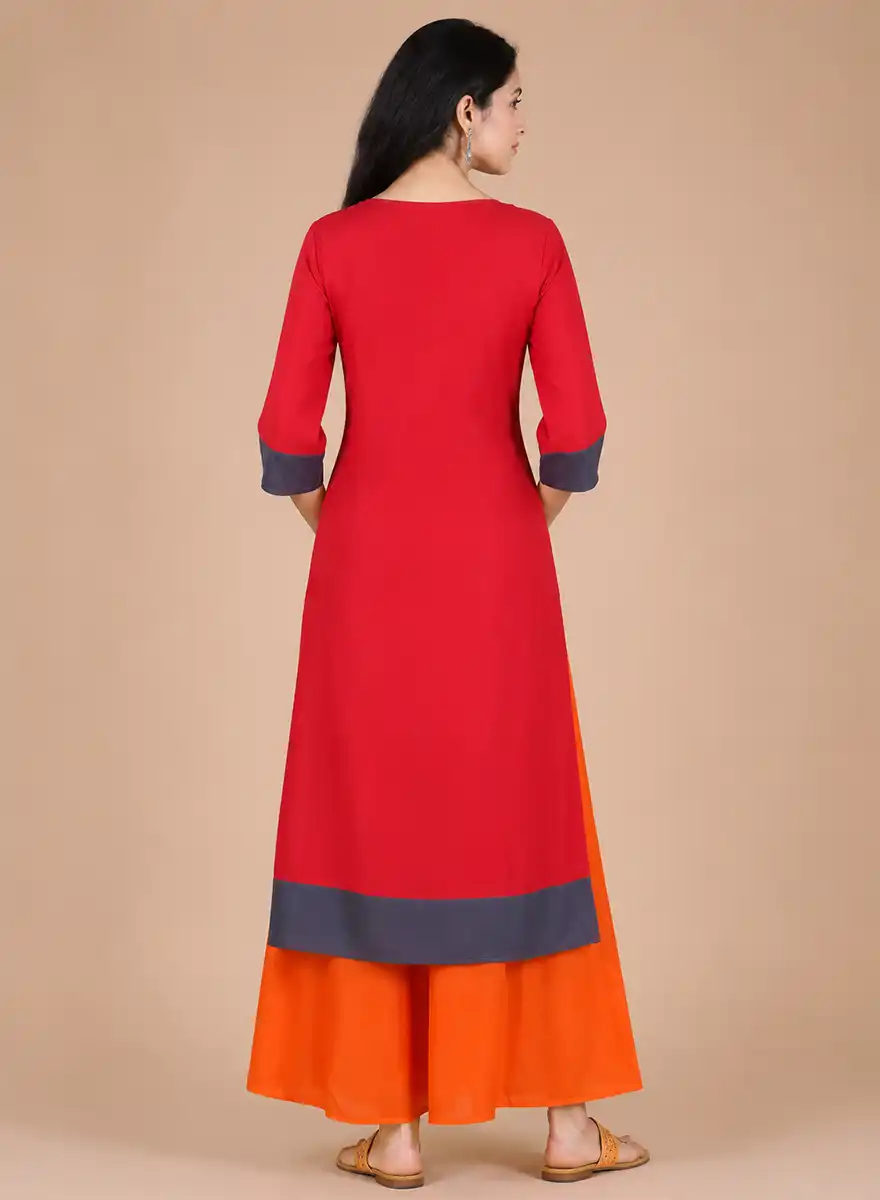 Red Floral Printed Straight Kurti - Image 3