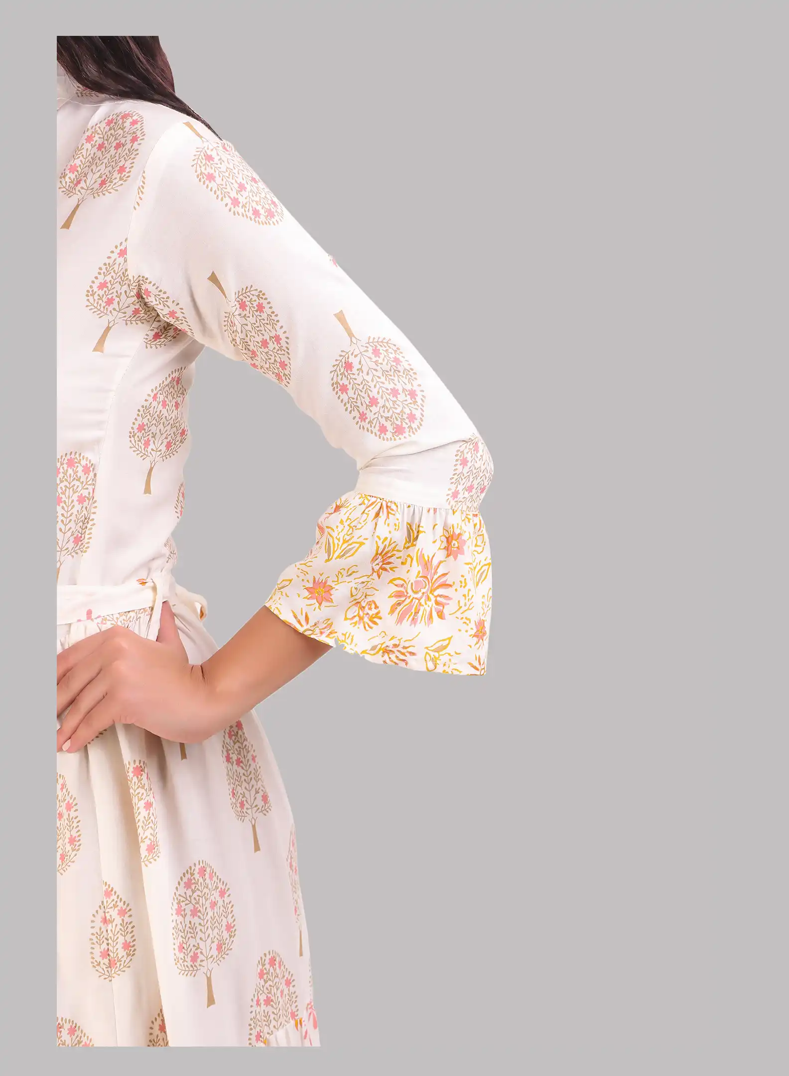White Long Printed Gown - Image 7